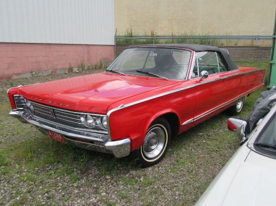 1966 CHRYSLER NEWPORT CONVERTIBLE, VIN# CL27G63300887, THREE SPEED TRANSMIS