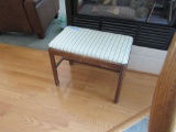 UNMARKED STRIPED PADDED BENCH