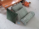 VARIETY OF THROW PILLOWS