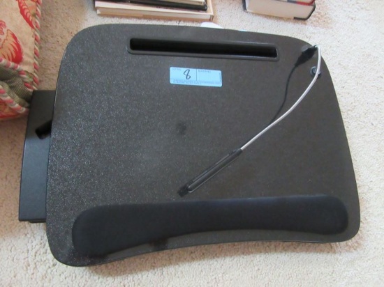 CUSHIONED LAP DESK WITH LIGHT