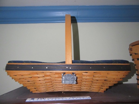 LONGABERGER COLLECTORS CLUB SPRING MEADOW BASKET WITH INSERT