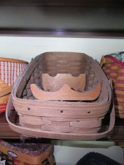 1983 LONGABERGER BASKET WITH WOODEN INSERTS