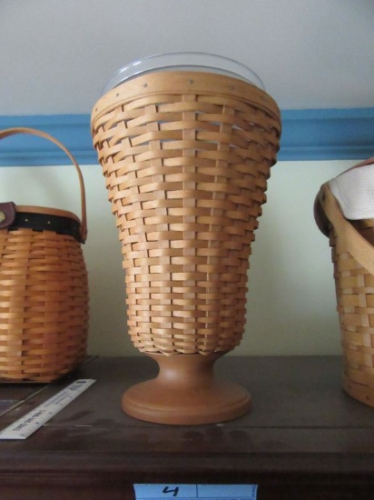 LONGABERGER COLLECTORS CLUB BASKET 2003 EDITION WITH INSERT