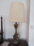 METAL LAMP POST LIGHT WITH FIGURINES