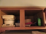 RUBBERMAID SERVING DISHES. OTHER PLASTIC DISHES AND BP DRINK CUP
