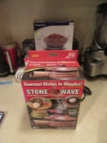 STONE WAVE MICROWAVE COOKER WITH HAMILTON BEACH SANDWICH PRESS. PROGRESSIVE
