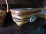 1998 BAKER'S BOUNTY LONGABERGER BASKET TISSUE BOX WITH LID AND INSERT