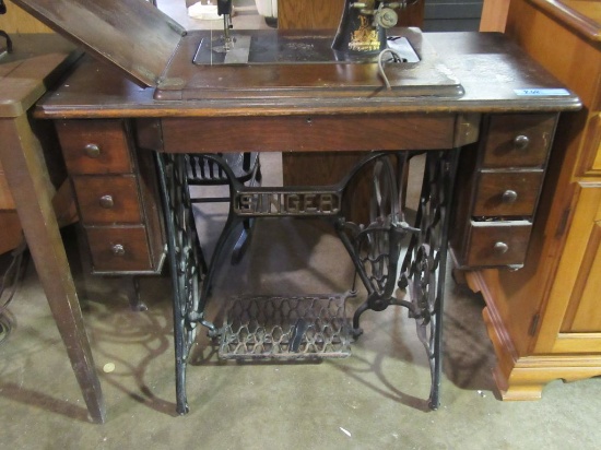SINGER TREADLE SEWING MACHINE WITH ACCESSORIES. NEEDS NEW BELT