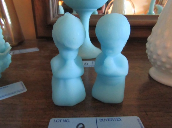 FENTON STYLE FIGURINES