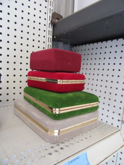 VELVET JEWELRY BOXES