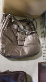 COACH LEATHER PURSE. UNKNOWN IF AUTHENTIC.