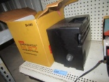 VINTAGE KODAK INSTAMATIC M67 MOVIE PROJECTOR