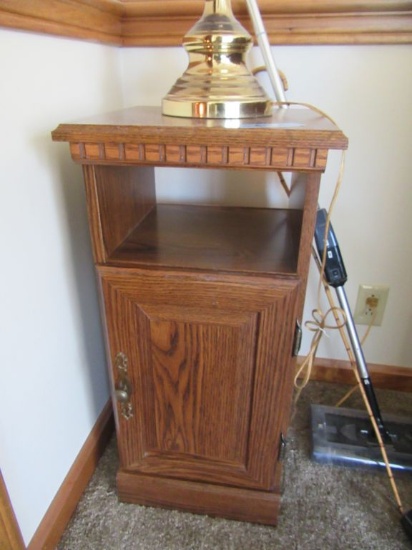 ACCENT TABLE