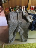 ZERO ZONE INSULATED COVERALL. SIZE LARGE SHORT