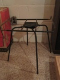 SWIVELING STAND