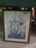 LION PRINT. QUA COPYRIGHT.