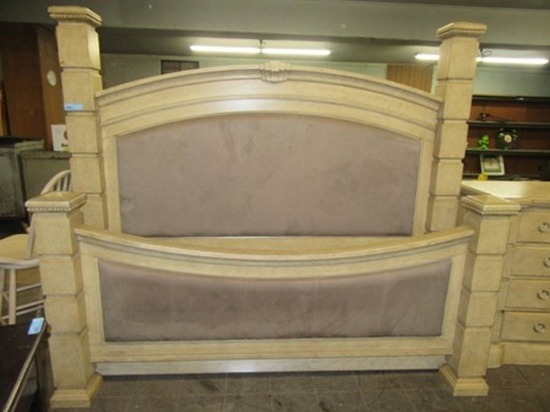 KING SIZE POSTER BED