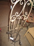 METAL PLANT STAND AND DECORATION