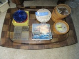 VARIETY OF COASTERS WITH COMPOSITE TRAY