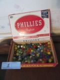 CIGAR BOX CONTAINING A VARIETY OF MARBLES