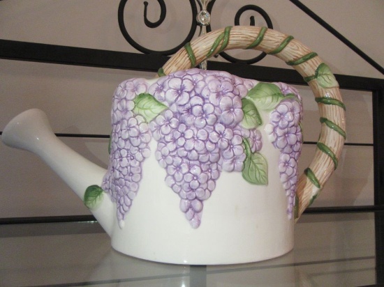 LILAC TEAPOT PLANTER