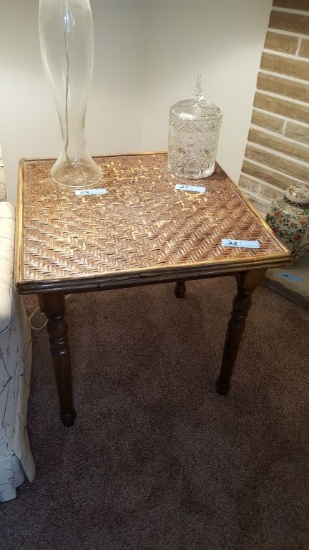 WOVEN WEAVE END TABLE