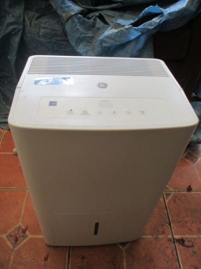 GE DEHUMIDIFIER