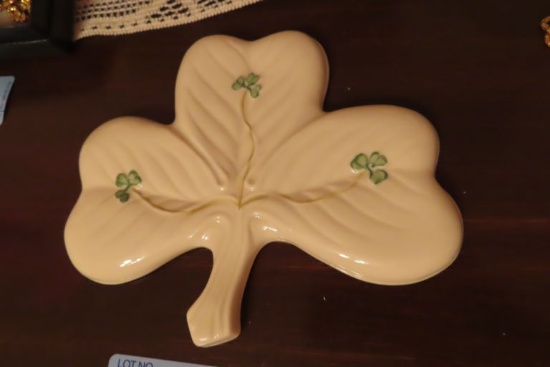 BELLEEK WALL PLAQUE