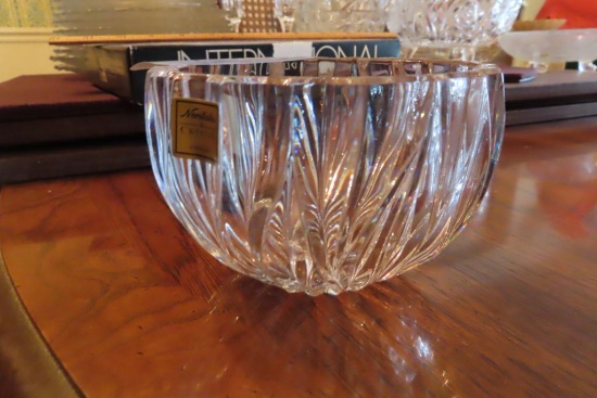 NORITAKE CRYSTAL BOWL