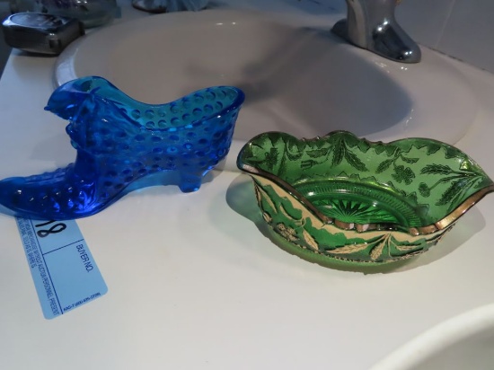 HOBNAIL GLASS BOOT AND GREEN DISH