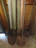 3 spade style shovels