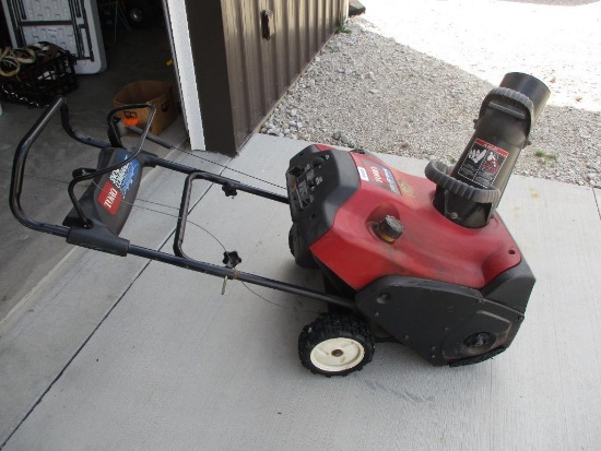 TORO 7 HP SNOWBLOWER