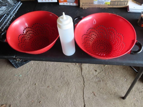 colanders and commercial style condiment dispenser