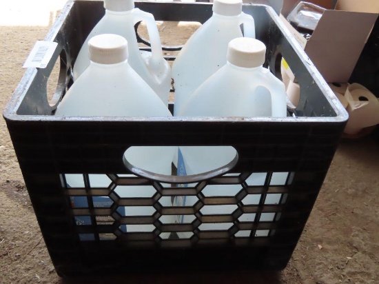 four new gallons of white distilled vinegar