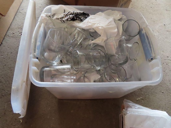 lot of 35 glass tumblers with clear tote