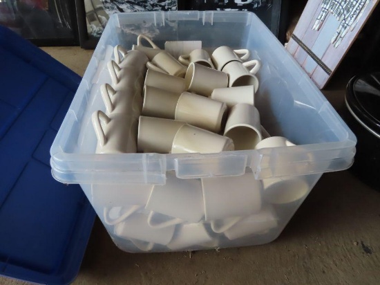 approximately 66 coffee mugs made by core dinnerware.