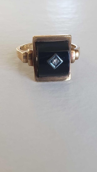10K garnet and clear gemstone ring
