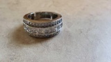 925 band ring with three rows of clear gemstones