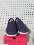 Skechers size 9 walk classic purple shoes