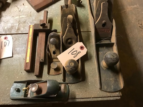 PLANES AND OTHER ANTIQUE TOOLS