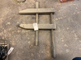 WOODEN CLAMP