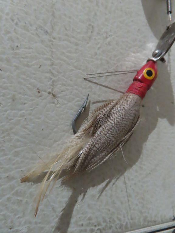 Vintage fishing lure the weasel, weedless inline