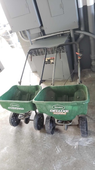 Lot of two Scotts spreaders