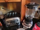 Black & Decker blender. 4-slice toaster.