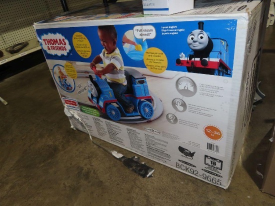 Fisher-Price Power Wheels Thomas and Friends ride on train set with track