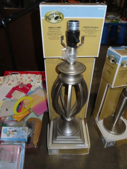 Hampton Bay table lamp