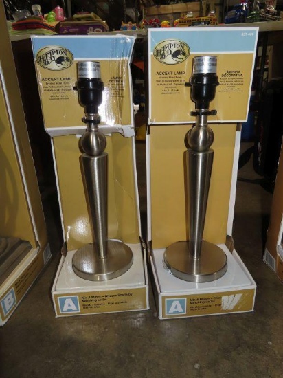 Pair of Hampton Bay accent lamps