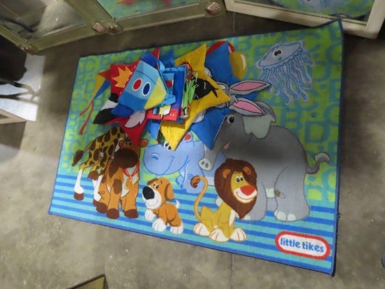 Children's throw rug, curtain and Etc
