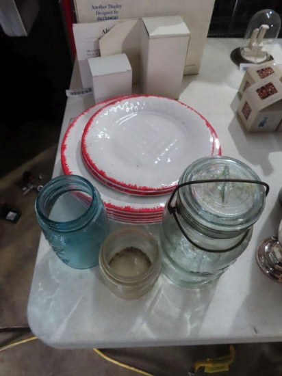 Mason jars and plastic plates