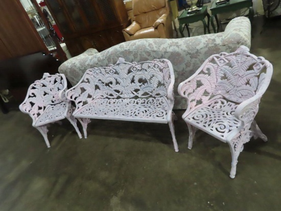 Three piece cast aluminum outdoor set